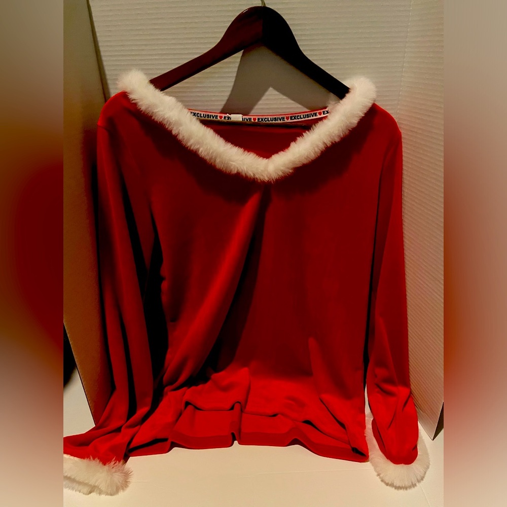 Red Santa Women’s Long Sleeve Shirt-Large-NWT